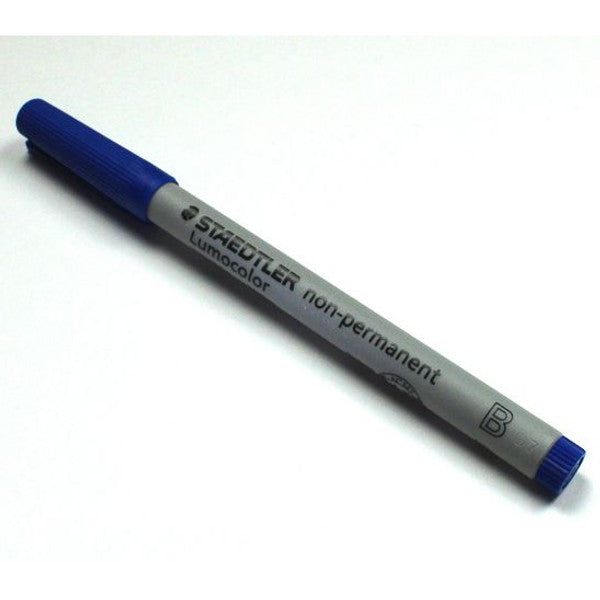 Chessex Manufacturing Blue Water Soluble Marker Broad Tip Main image
